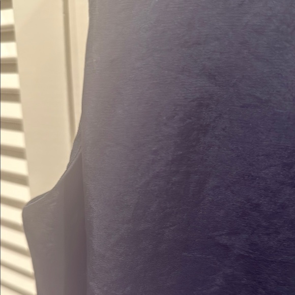 Vince Classic black tank perfect for under a suit - Picture 3 of 5